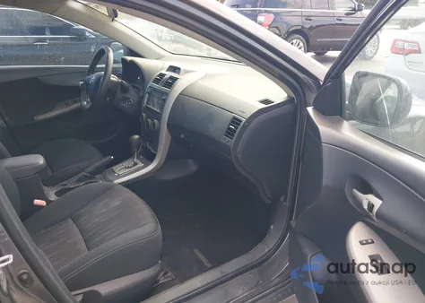 2013 Toyota Corolla S z USA, uszkodzony, nr VIN 5YFBU4EE0DP171691